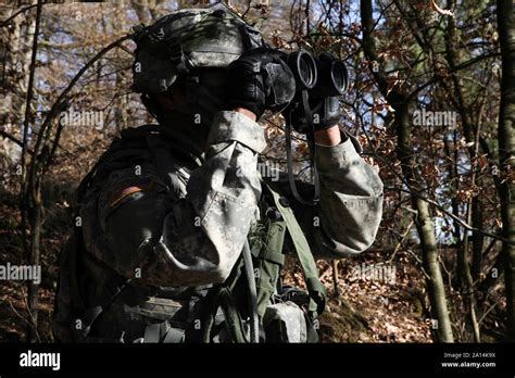 army zone reconnaissance training